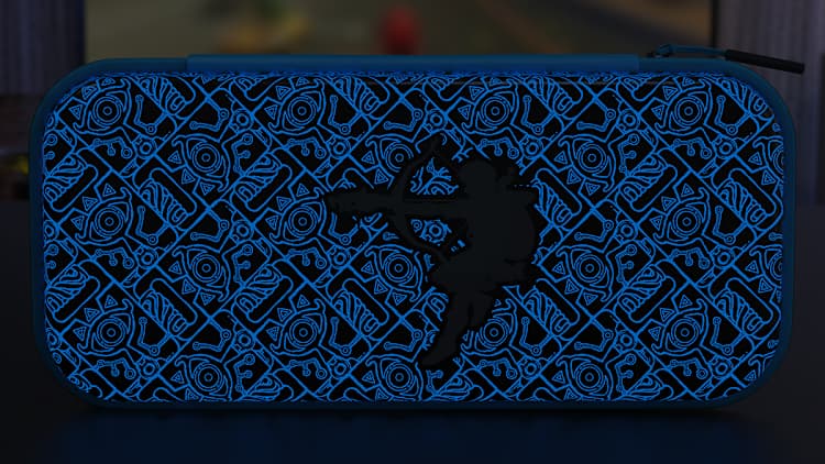 Nintendo Switch™ Travel Case Glow - Sheikah Shoot - Nintendo